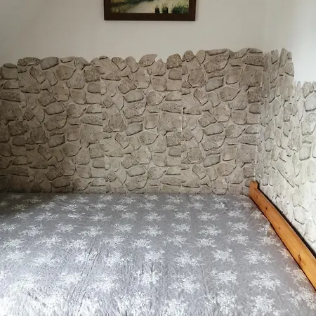 Homestay Becia *