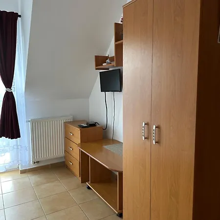 Goscinne Becia Quarto em Acomodações Particulares