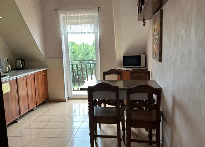 Homestay szállás Goscinne Becia *